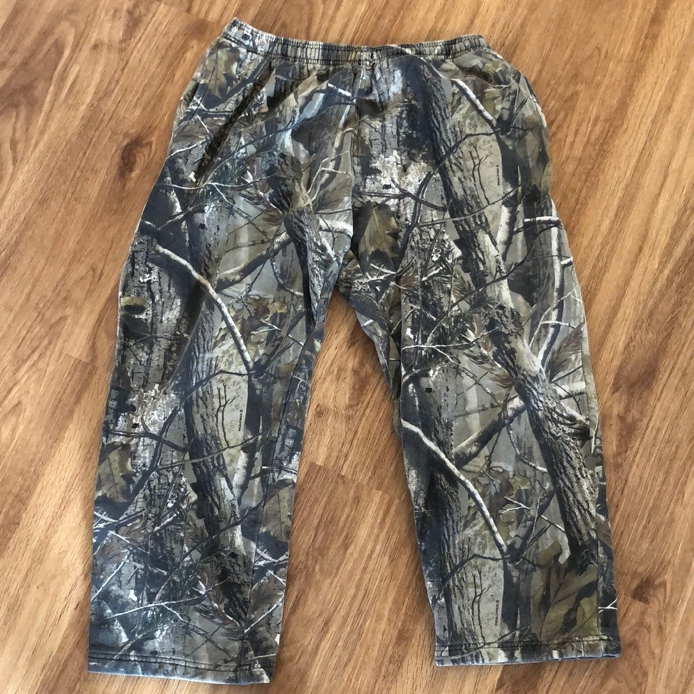 Gently used Realtree sweatpants